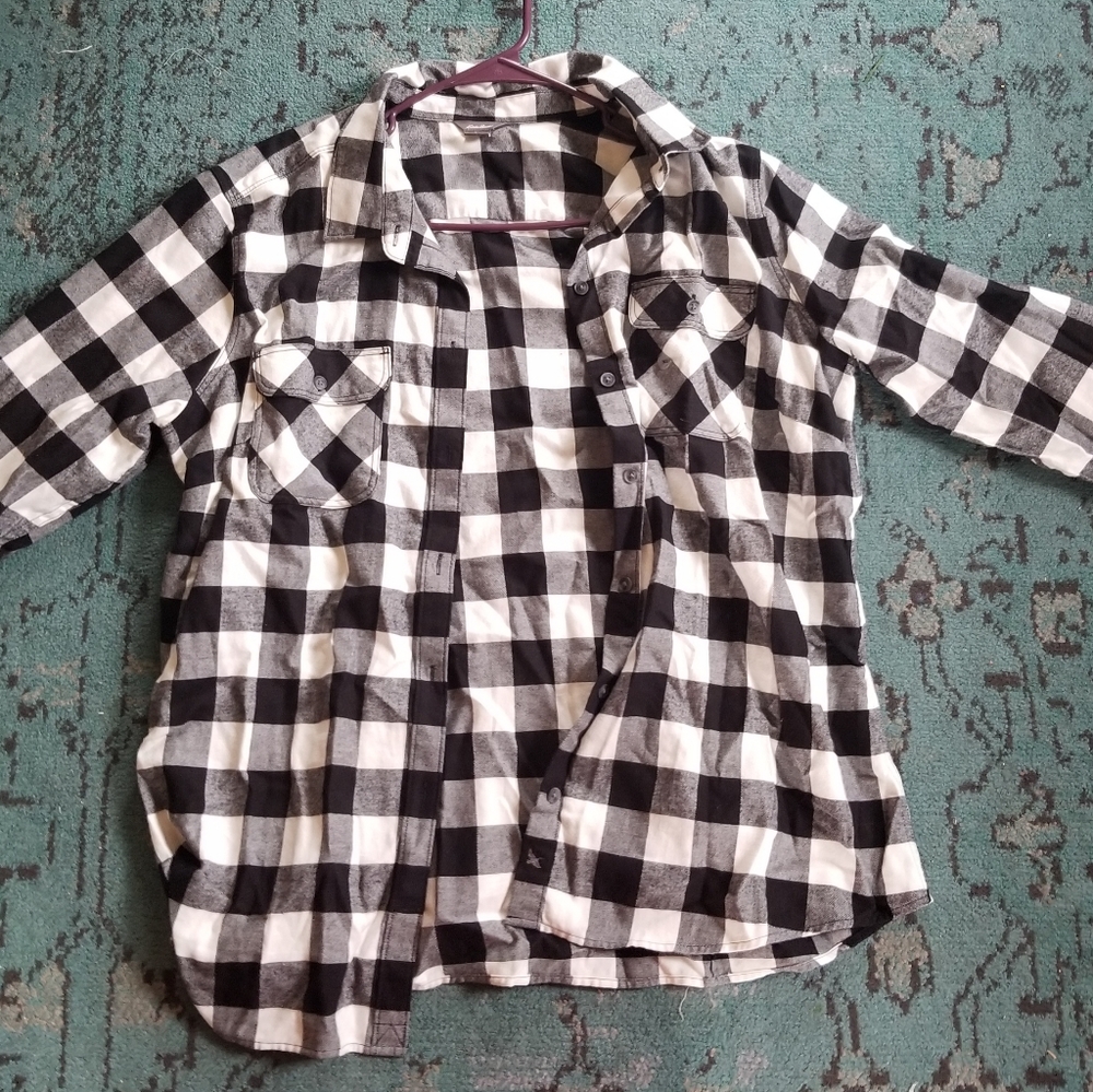 Women's Black and White check Flannel